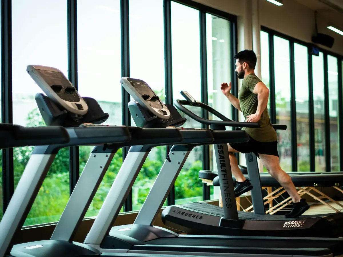 person running on a treadmil